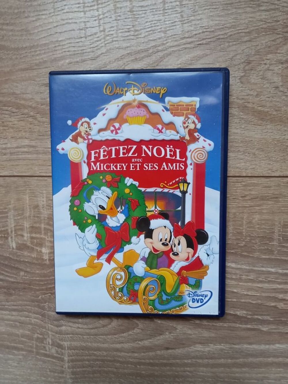 DVD F&ecirc;ter No&euml;l avec Mickey et ses amis DVD et blu-ray