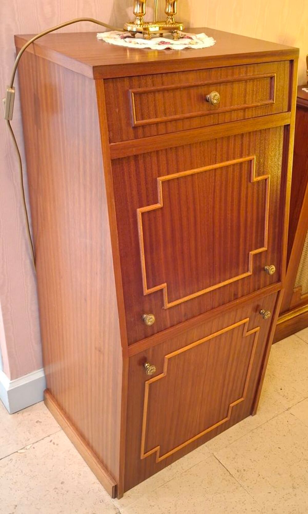 meuble t&eacute;l&eacute;phone en bois. Meubles