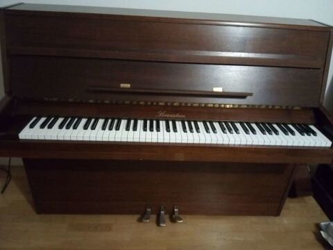 Piano droit BERNSTEIN 500 Paris 19 (75)