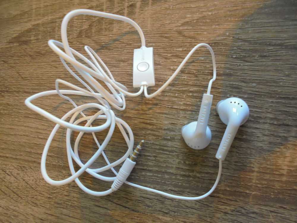 Ecouteurs SAMSUNG 526&deg; Téléphones et tablettes