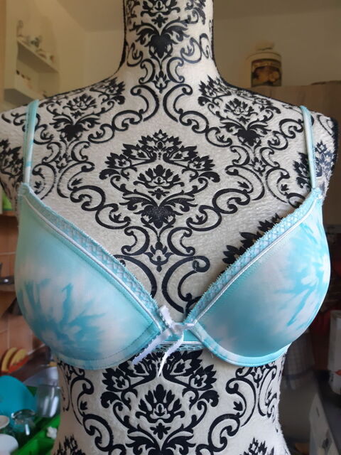 soutien gorge , a armature, a motifs bleu caraibes ,NEUF 10 Lyon 5 (69)