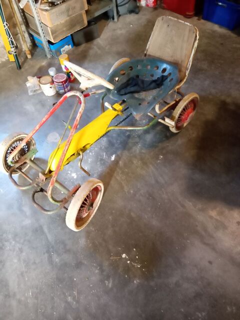 Karting � p�dales � r�nover Baume-les-Dames (25)