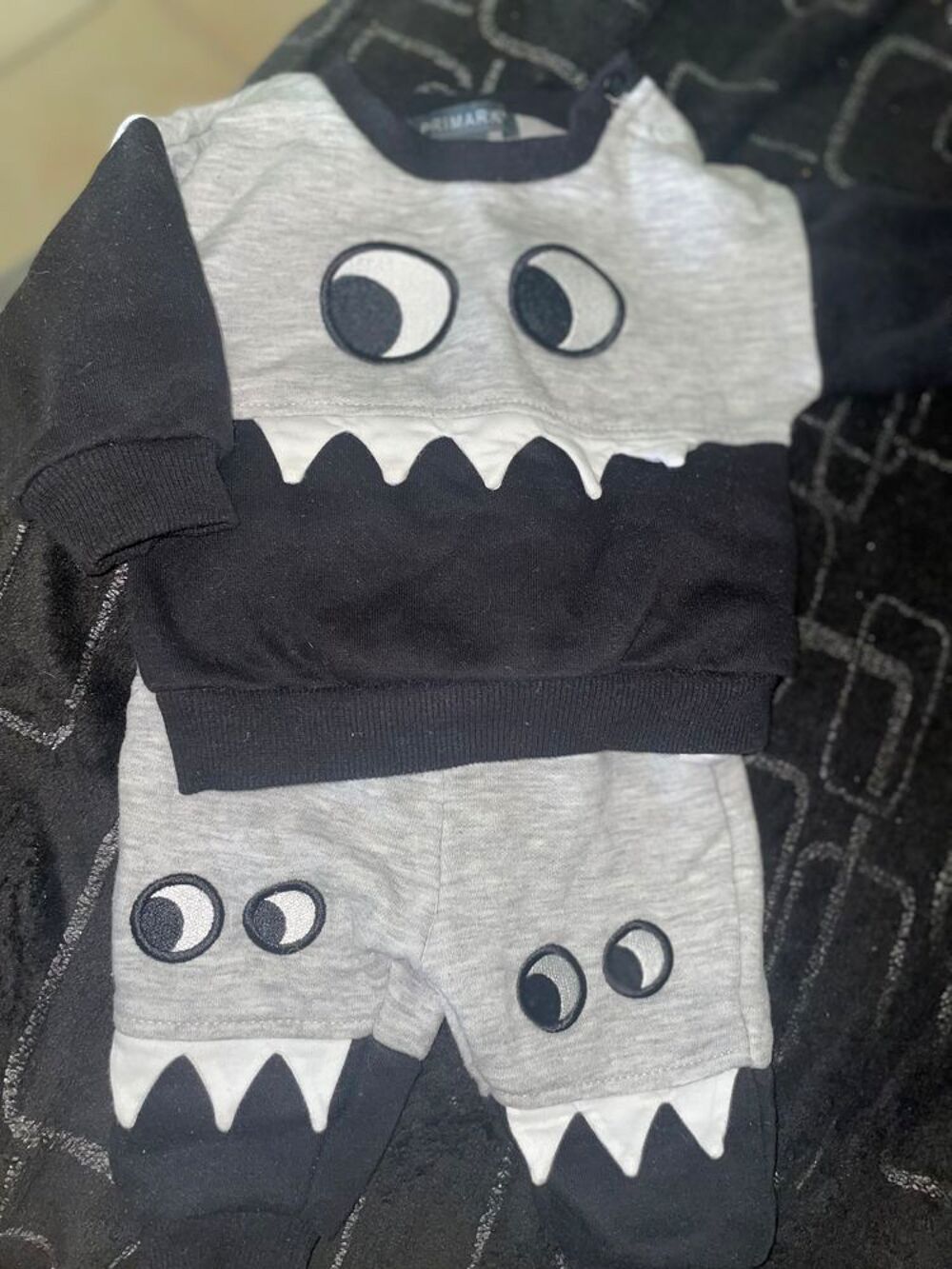 V&Ecirc;TEMENTS B&Eacute;B&Eacute; Vêtements enfants