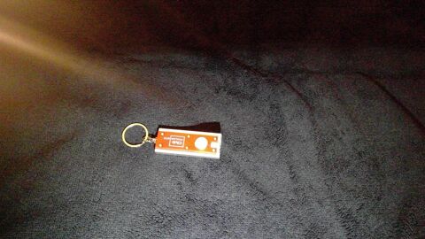 PORTE-CLEF CLUB PHILAPOSTE
LAMPE DE POCHE 2 Triel-sur-Seine (78)