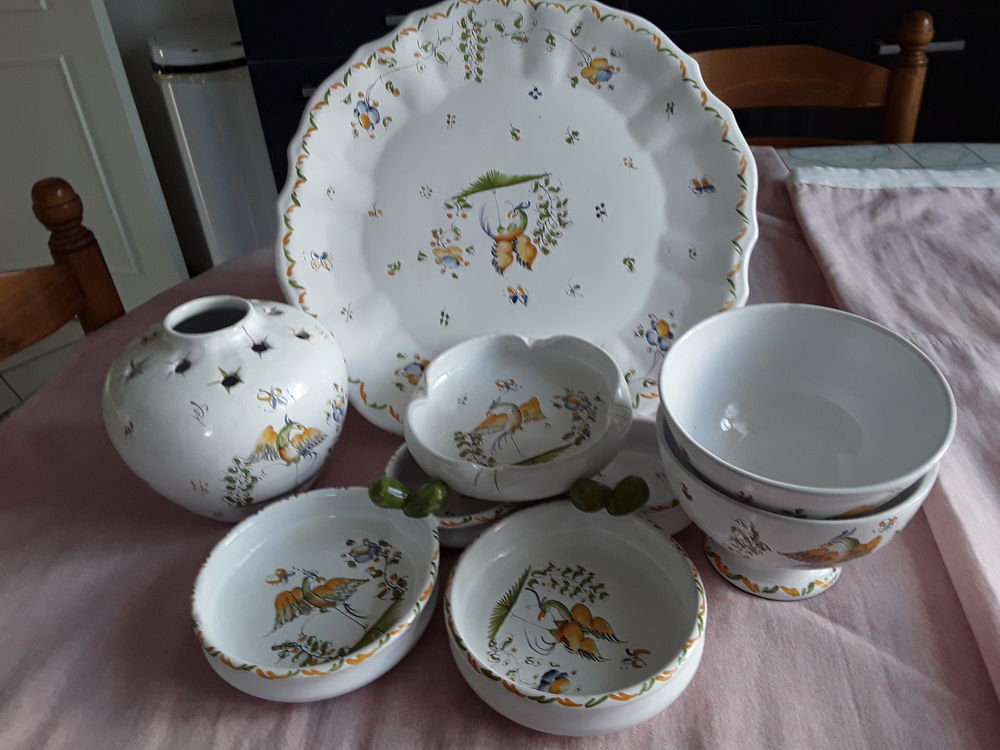 D&eacute;coration peu servir a table Cuisine