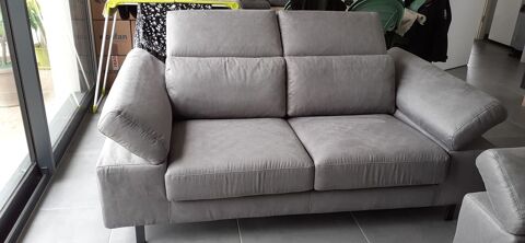 Canap en tissu 2 places non convertible 900 Andoins (64)