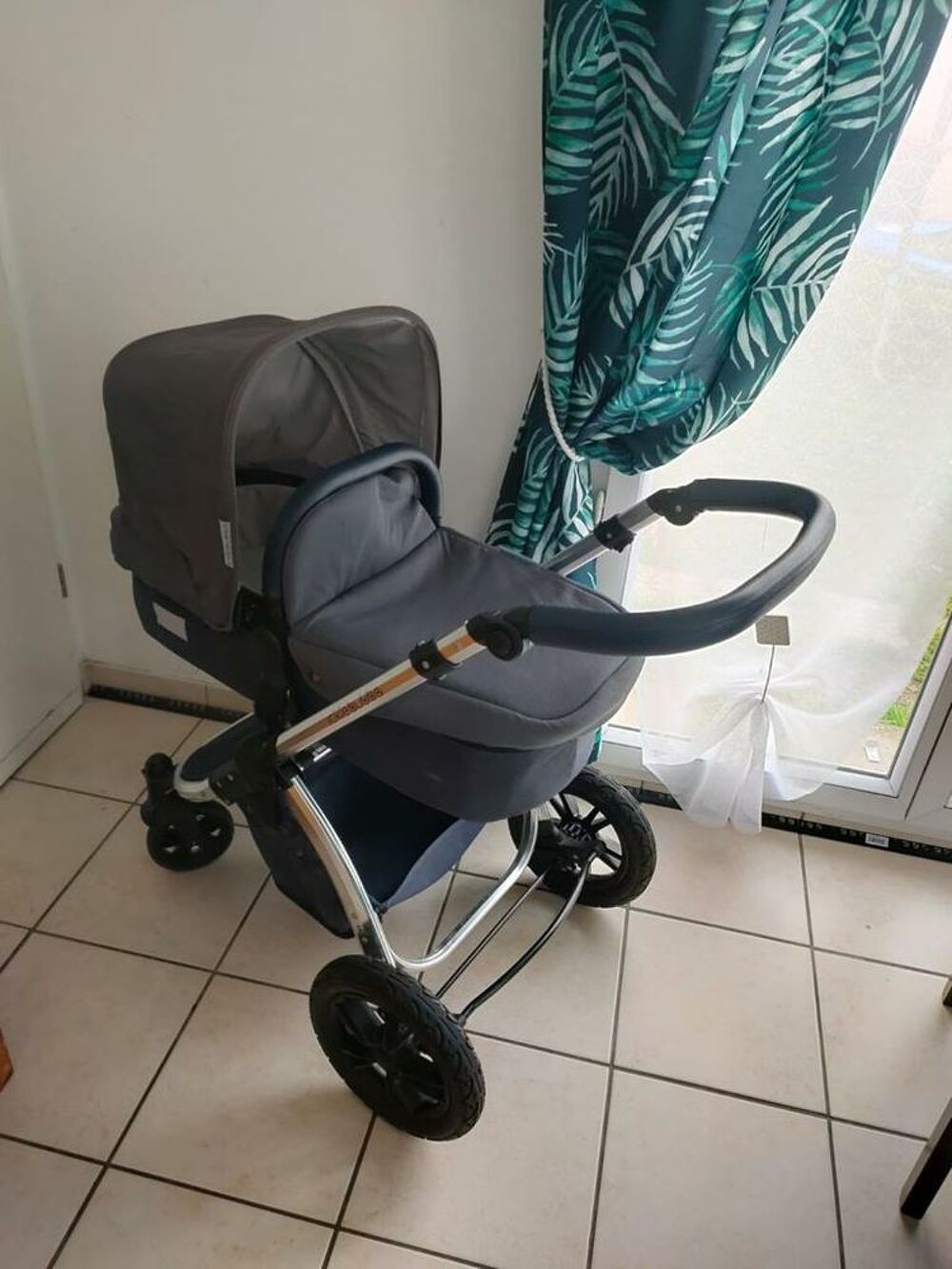 Poussette b&eacute;b&eacute; Mobilier enfants