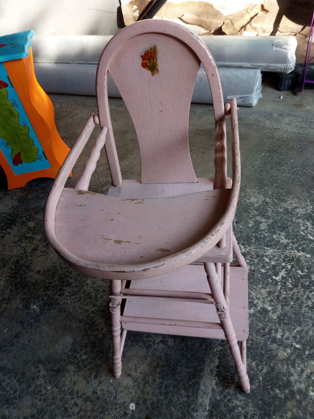 JOLIE CHAISE HAUTE POUPEE EN BOIS Meubles