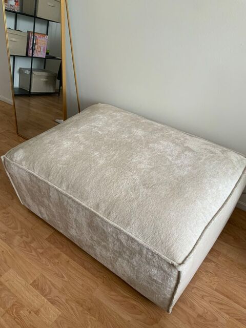 Pouf bobochic état neuf Lognes (77)