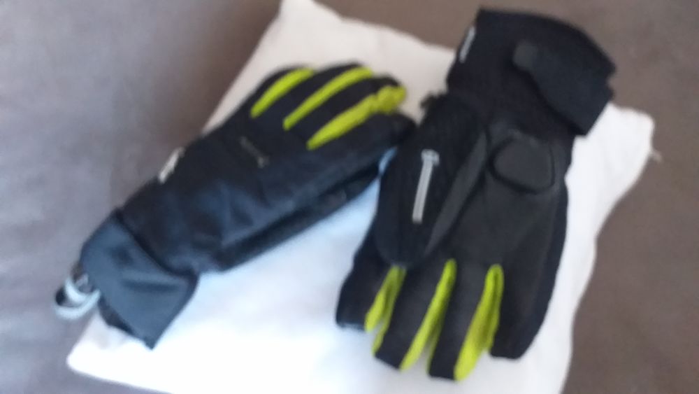 Gants et bandeau de ski , comme neuf Sports
