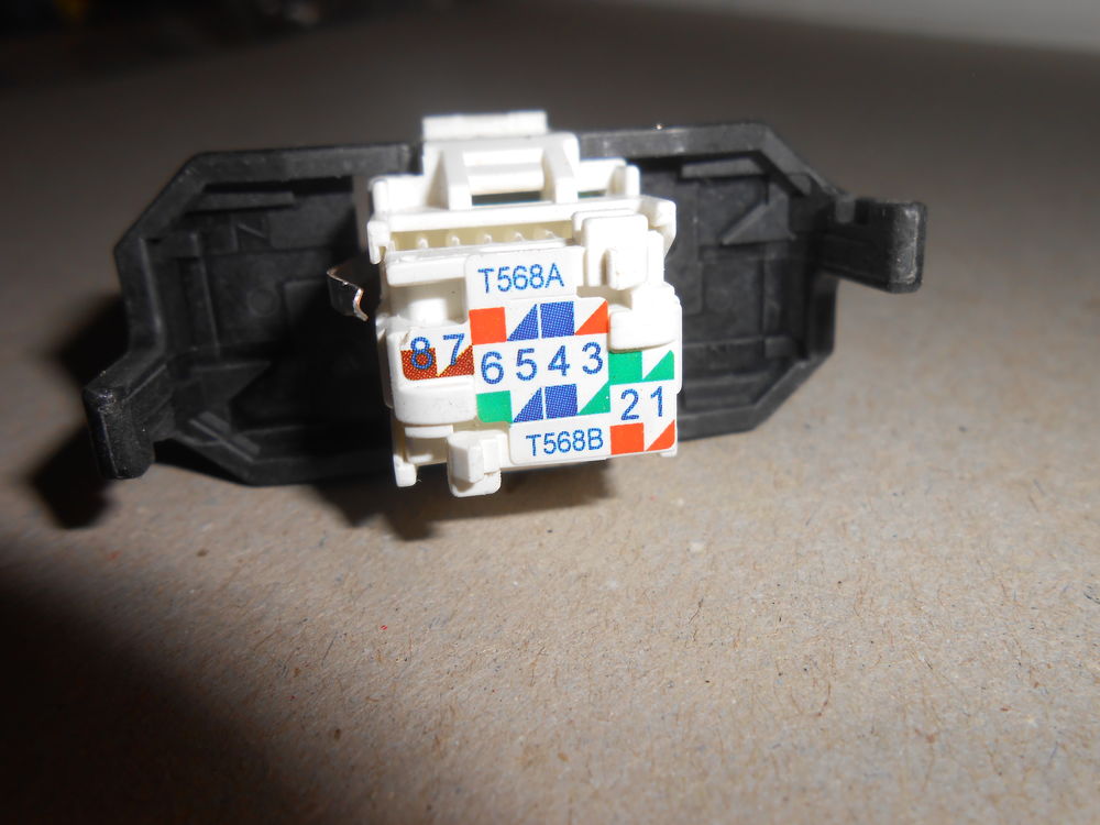 connecteurs RJ45 (72) Matériel informatique