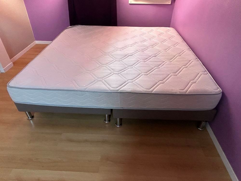 lit King size Meubles