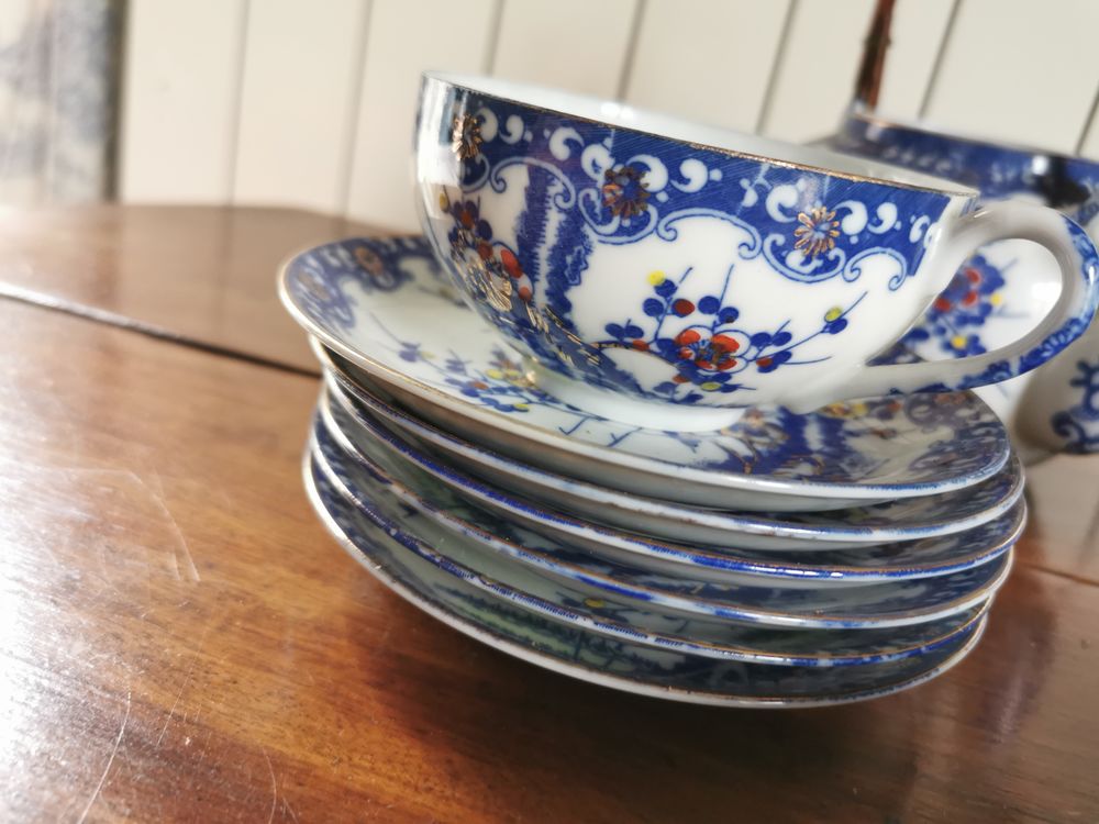 Service &agrave; caf&eacute; ou th&eacute;
Cuisine