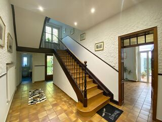  Maison � vendre 8 pi�ces 343 m�