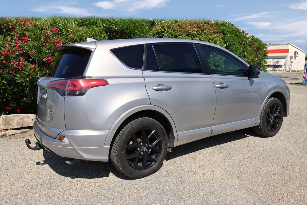 RAV 4 RAV4 Hybride 197ch AWD Collection 2018 occasion 26450 Cl&eacute;on-d'Andran