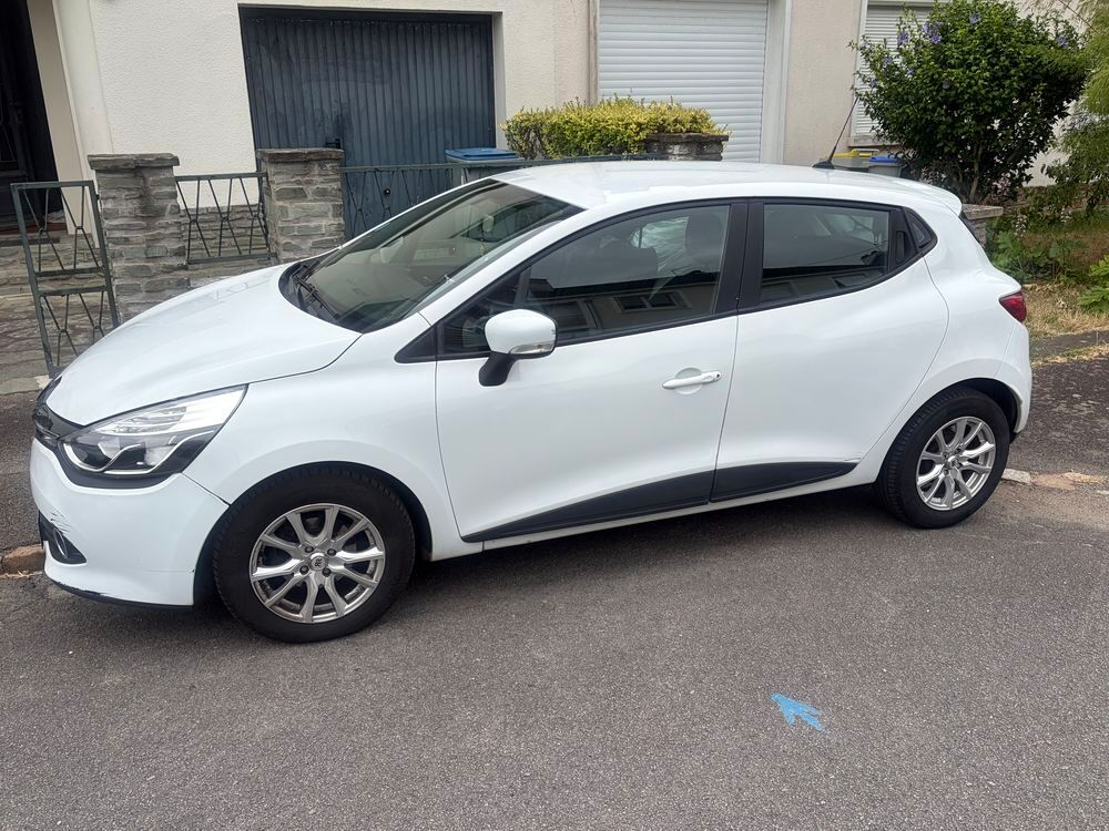 Clio IV dCi 90 Energy eco2 Business 90g 2013 occasion 44000 Nantes