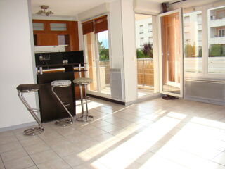 Appartement à louer 2 pièces 50 m²
