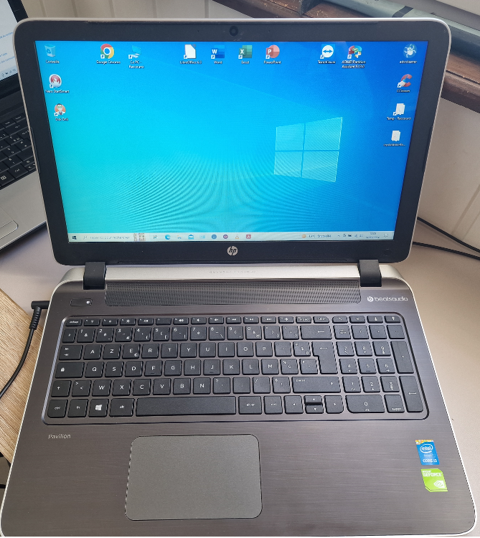 Pc portable hp15-p253nf 15.6  i3-5010 199 Morteau (25)