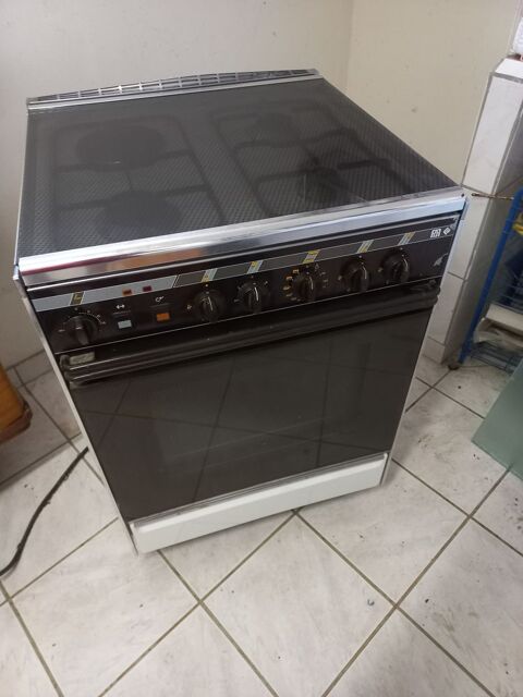 Cuisinière 4 feux 3 gaz 1 électrique 120 Villette-de-Vienne (38)