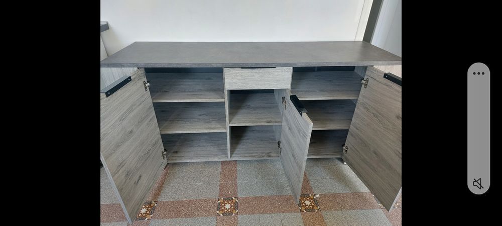 enfilade et table Meubles