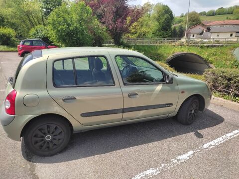 Renault Clio II Clio 1.4i 16V Privilège 2003 occasion Rumilly 74150
