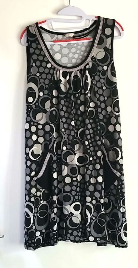 ROBE SANS MANCHES MOTIFS GRAPHIQUES JACQUELINE RIU T4 Bubry (56)