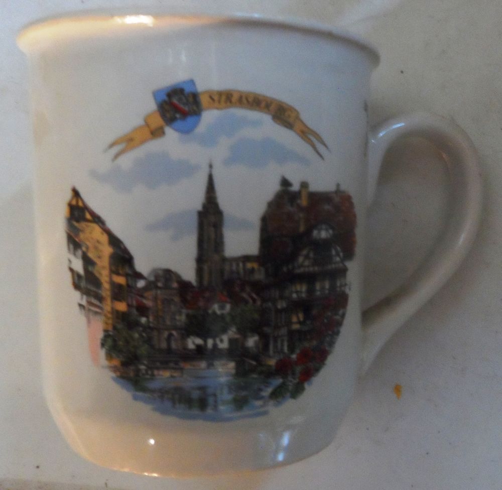 Tasse-Mug de Strasbourg vintage neuve en c&eacute;ramique Cuisine
