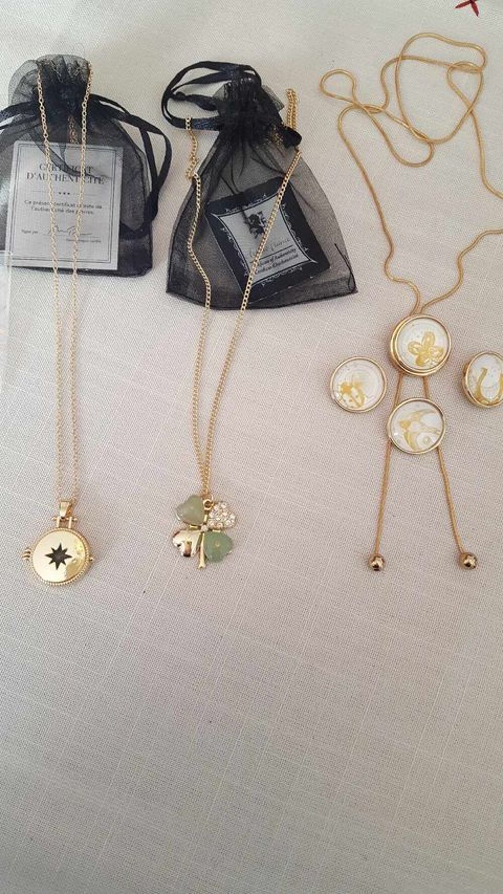  Deux magnifiques colliers neufs or fin N&deg; 1329 Bijoux et montres