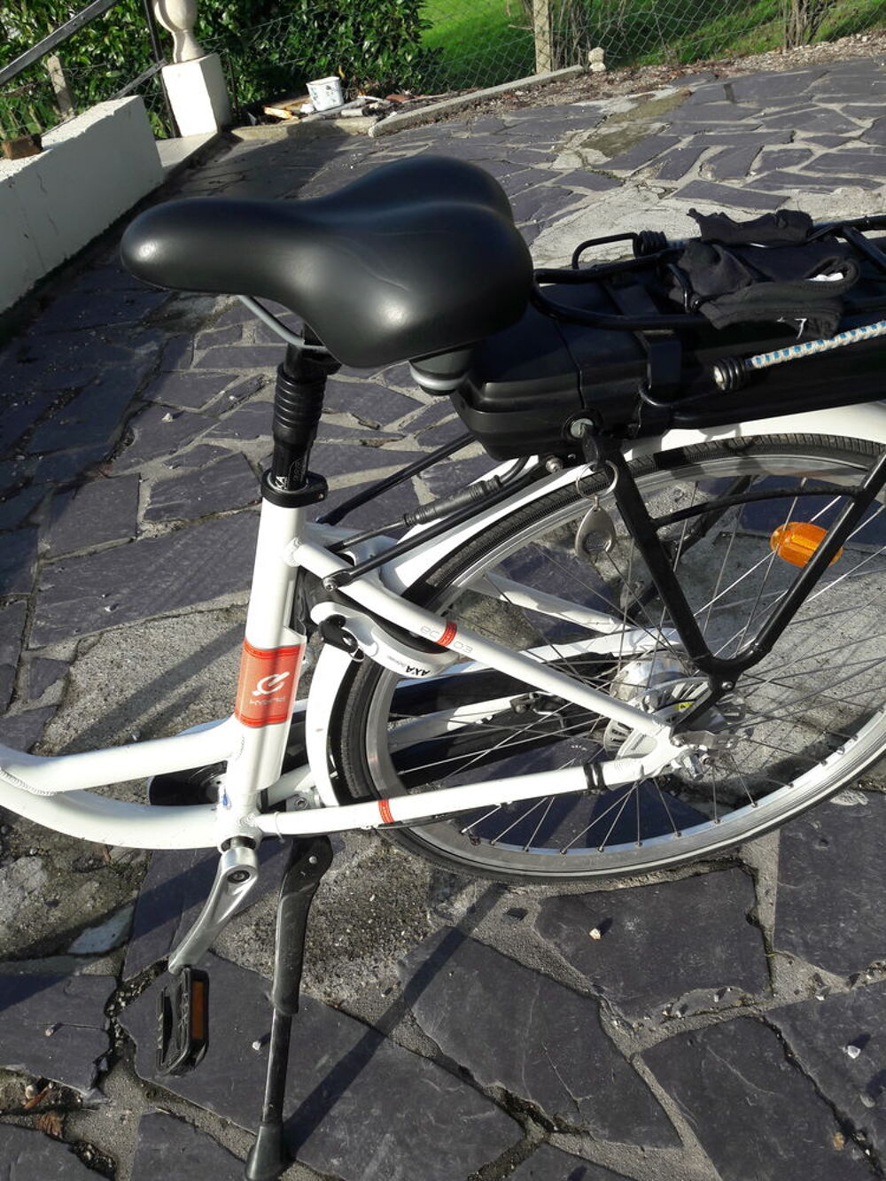 velo electrique ville femme peugeot Vélos