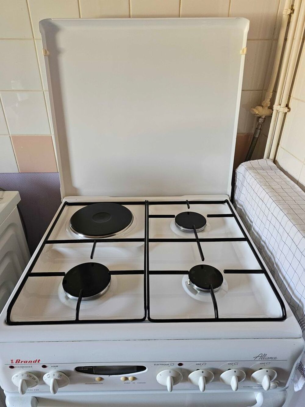 Cuisini&egrave;re gaz et &eacute;lectrique Electroménager