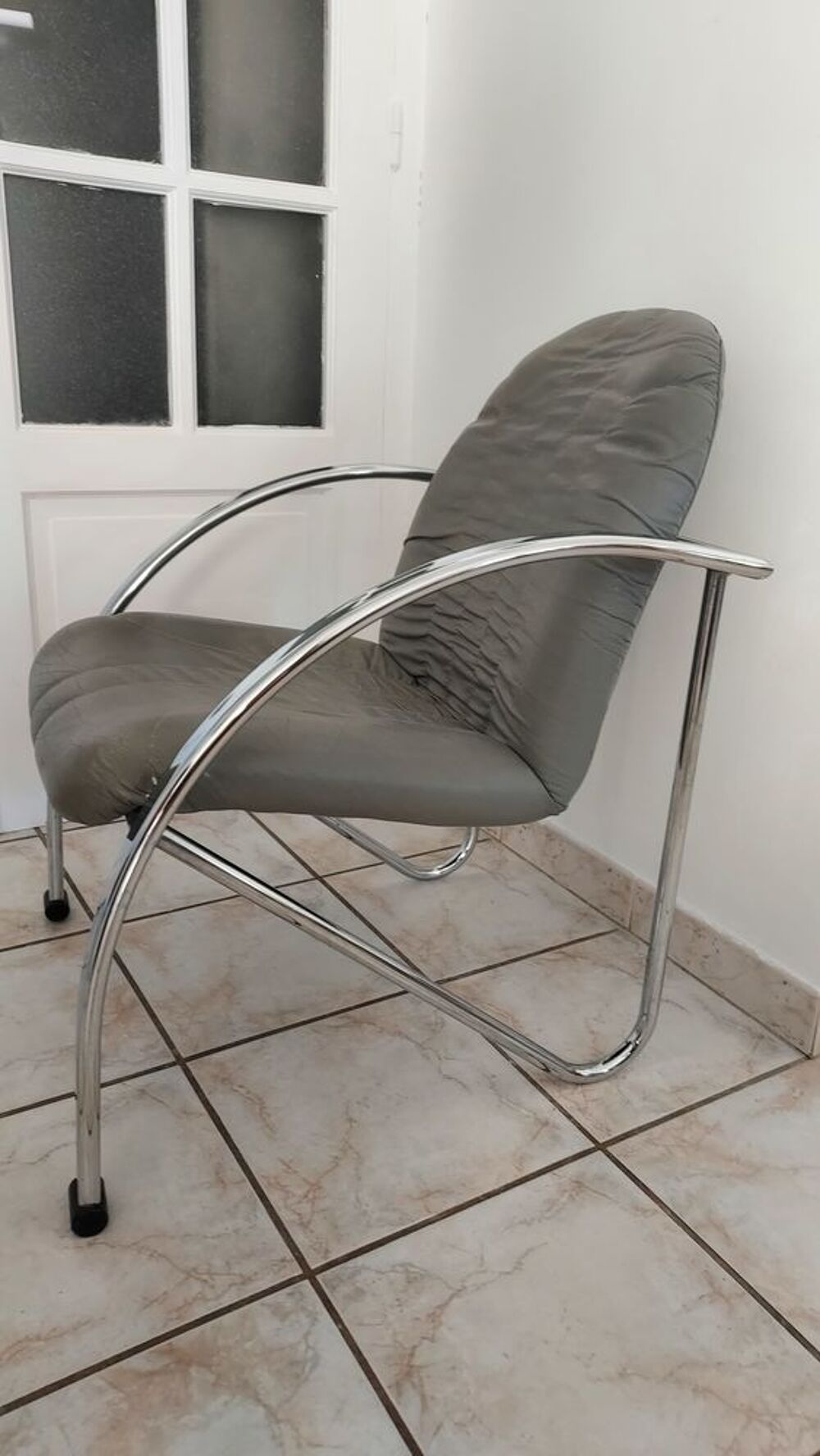 FAUTEUIL CUIR GRIS Meubles