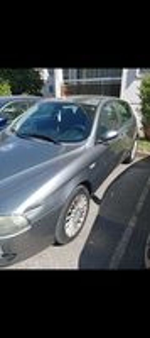 147 1.9 JTD - 115 S&eacute;lective 2005 occasion 77000 Melun