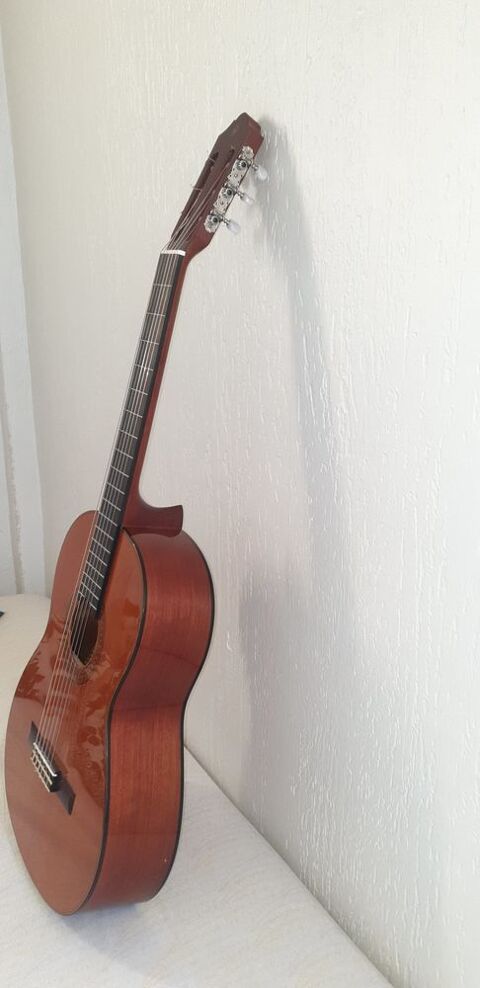 Guitare classique Yamaha CG 142C 310 Nice (06)