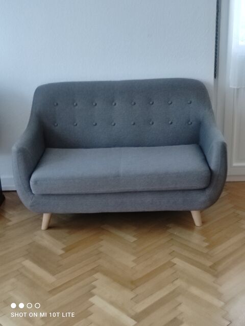 Canap scandinave 300 Strasbourg (67)