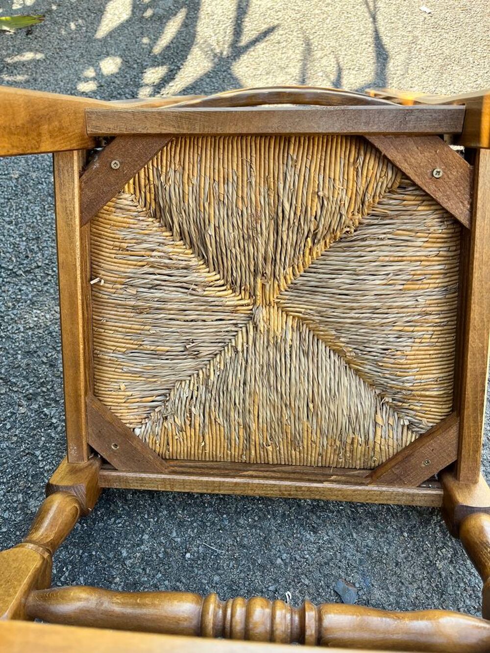 6 CHAISES BOIS ET PAILLE Meubles