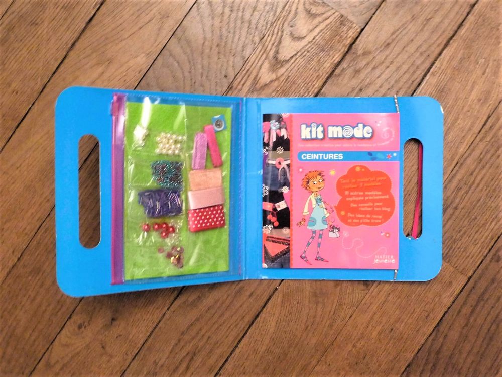 Ceintures- Kit Mode- Hatier Jeunesse Livres et BD