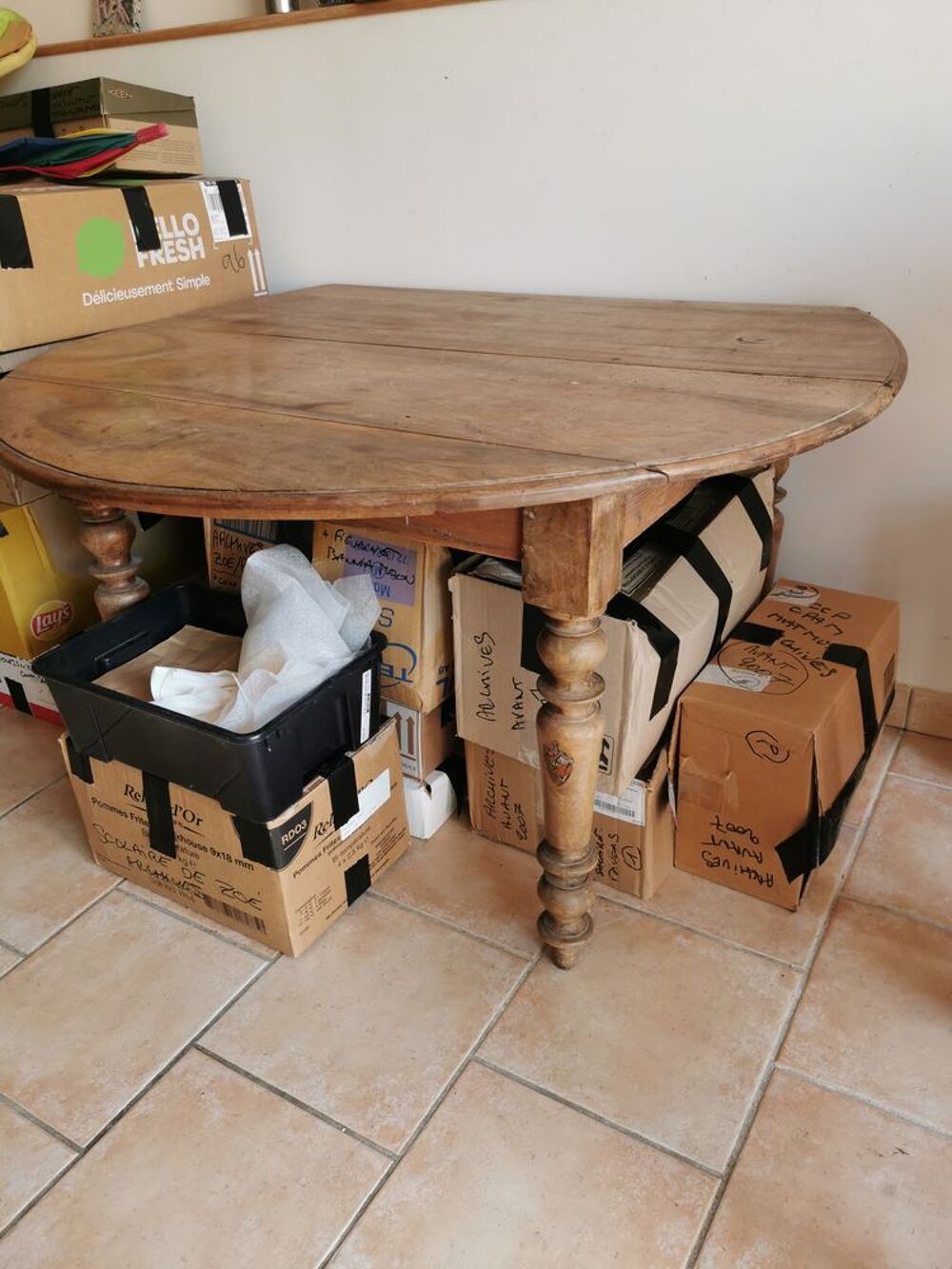 table ronde en ch&ecirc;ne Meubles