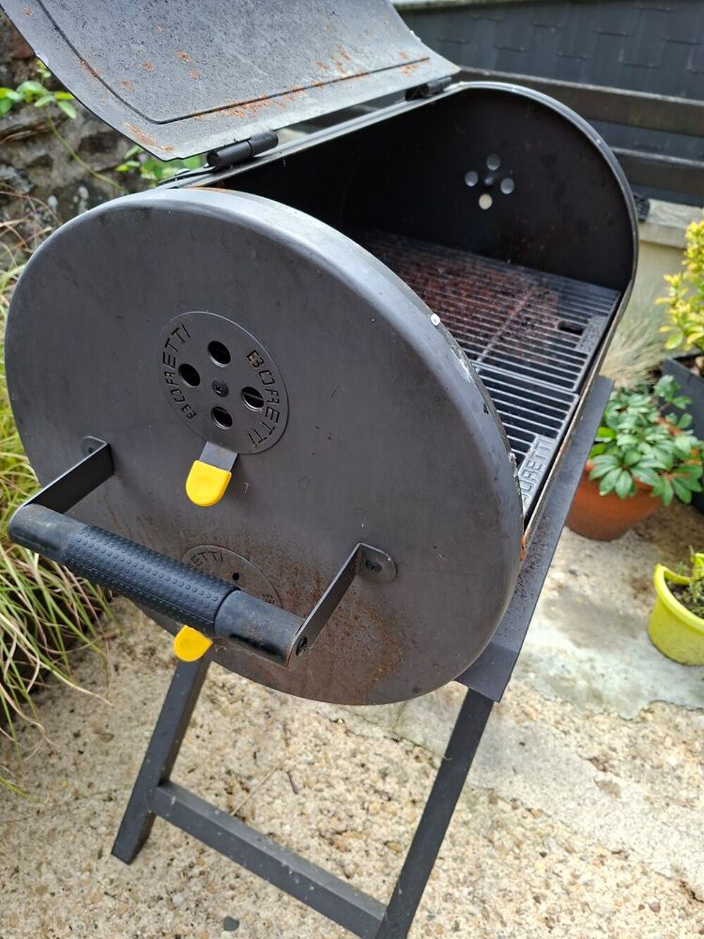 Barbecue &agrave; Charbon de Bois - Grand mod&egrave;le. Electroménager