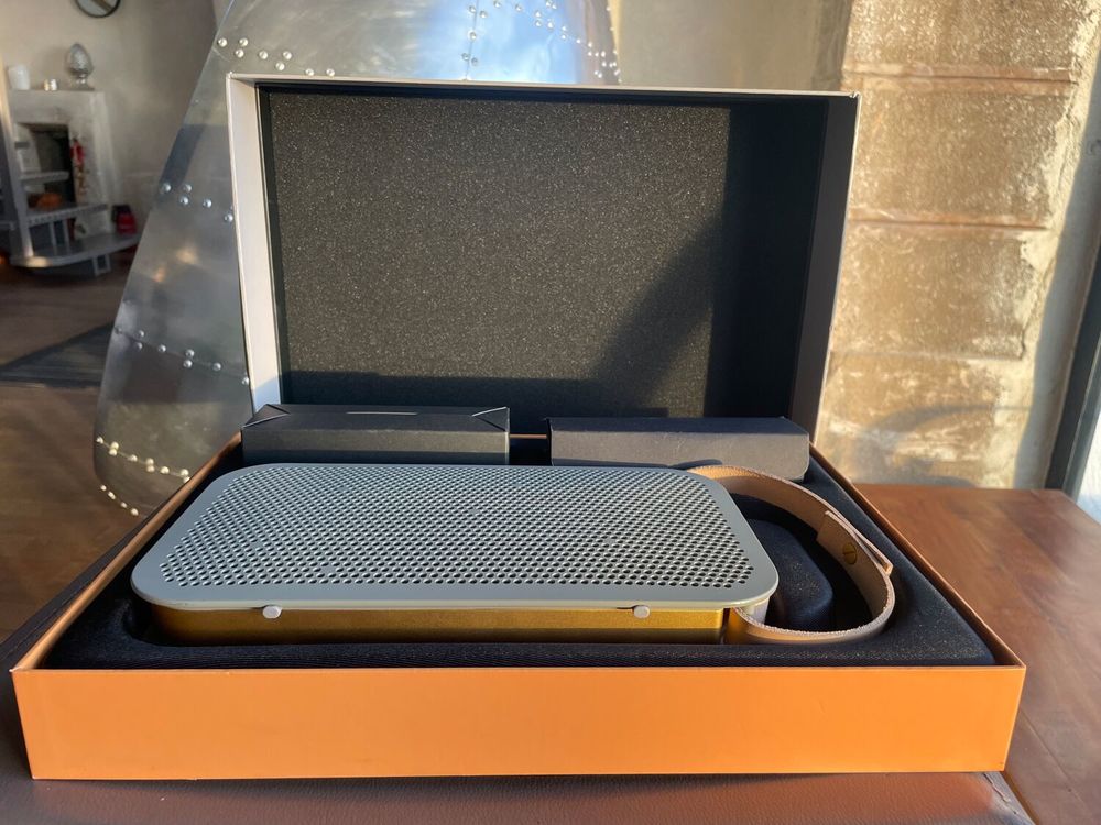 Enceinte B&amp;O play bluetooth 
Neuve avec boite &amp; accessoires Audio et hifi