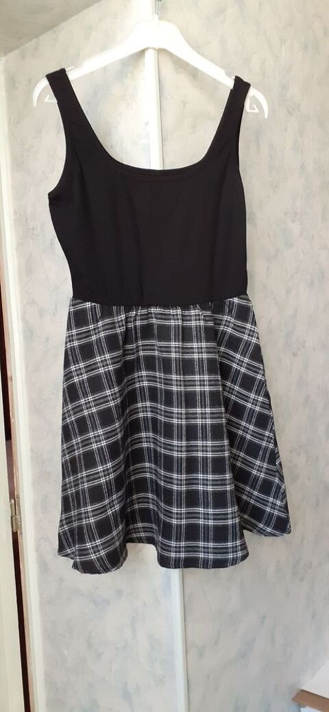 Robe été taille S 5 Grisolles (82)