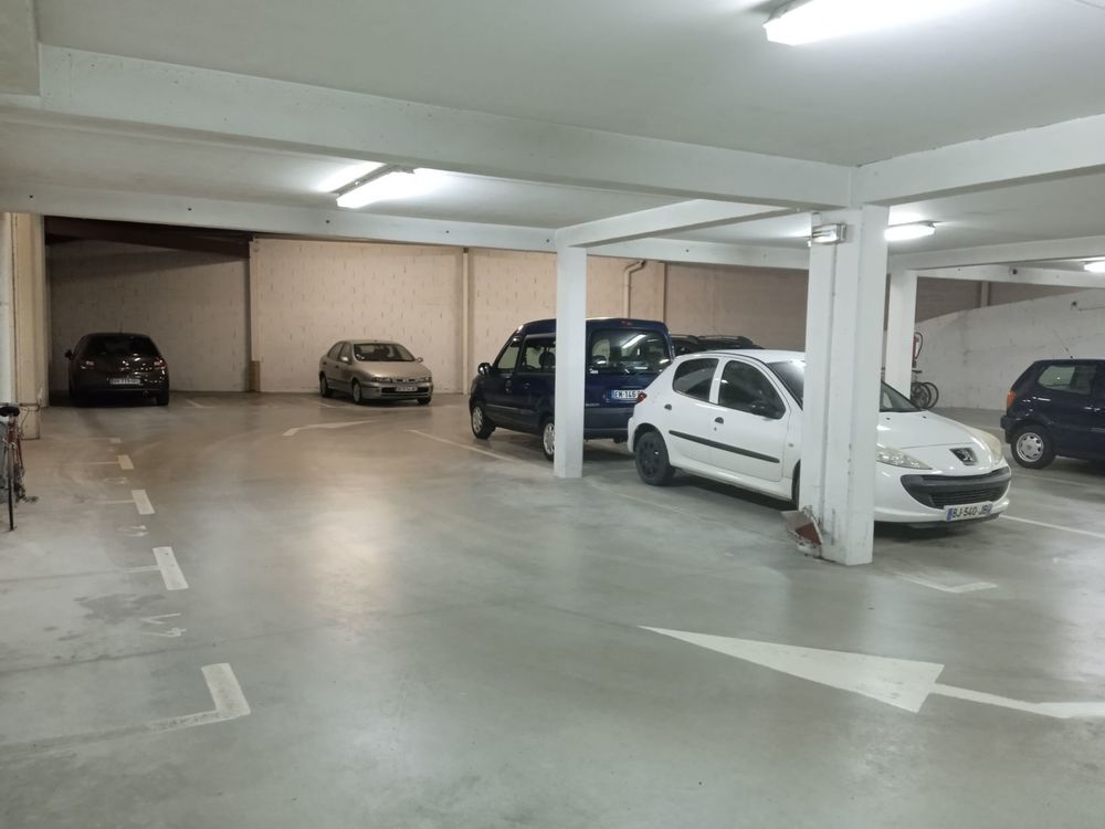 Location Parking/Garage Places de stationnement en intrieur centre-ville MARMANDE Marmande