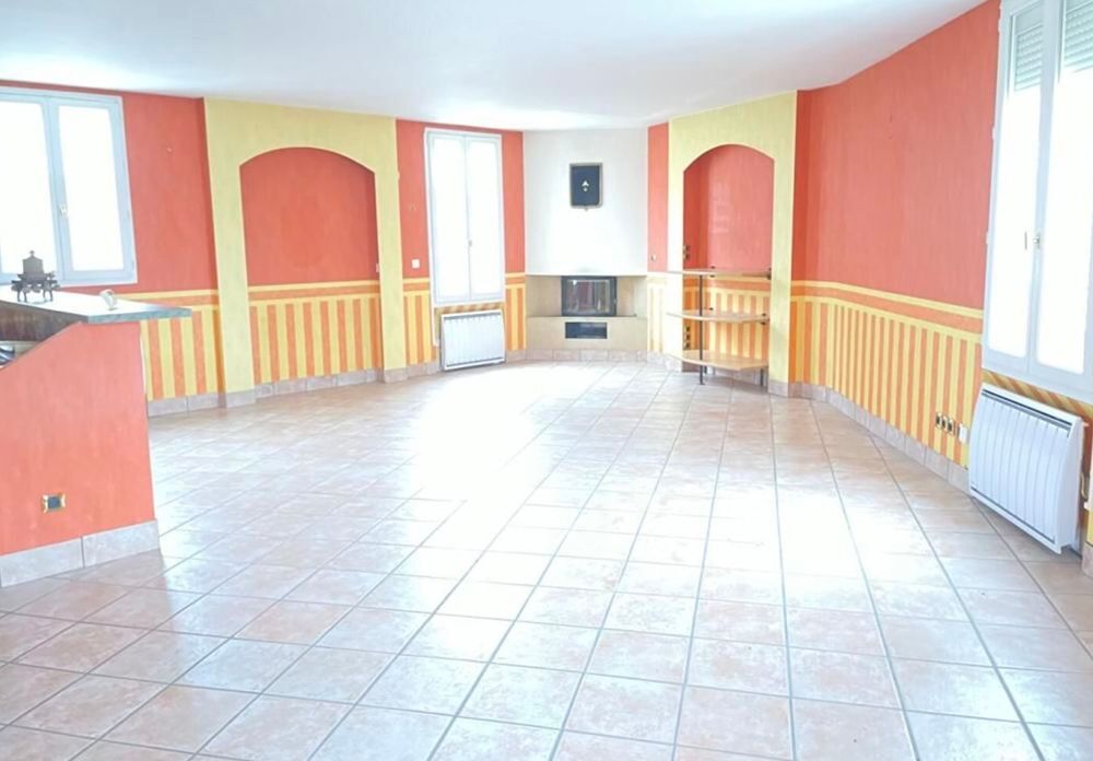 Vente Maison Maison de bourg en très bon état Le mayet-de-montagne