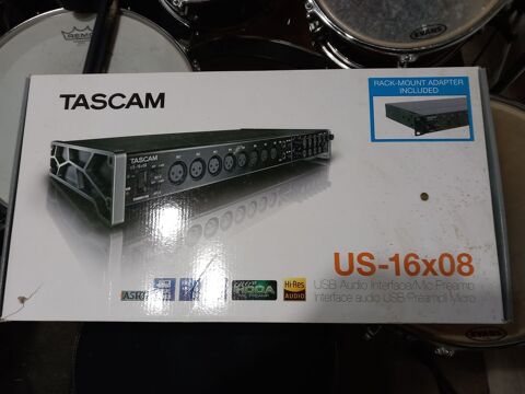 Interface audio numrique USB 2.0
Tascam US-16x08 200 Rbnacq (64)