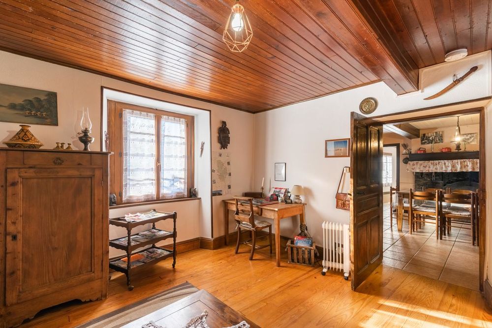   Confortable gîte pour 9 pers. avec grande cheminée - jardin  Midi-Pyrénées, Thèbe (65370)