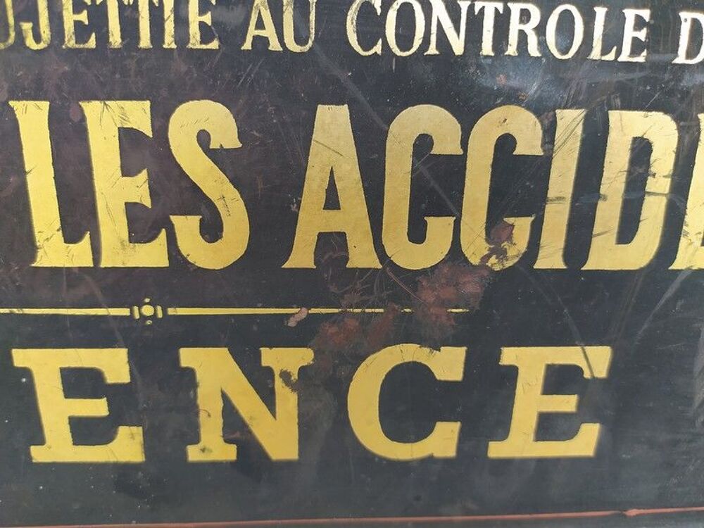 Ancienne Plaque T&ocirc;le Publicitaire Assurance Le Patrimoine 

