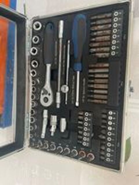   vends 