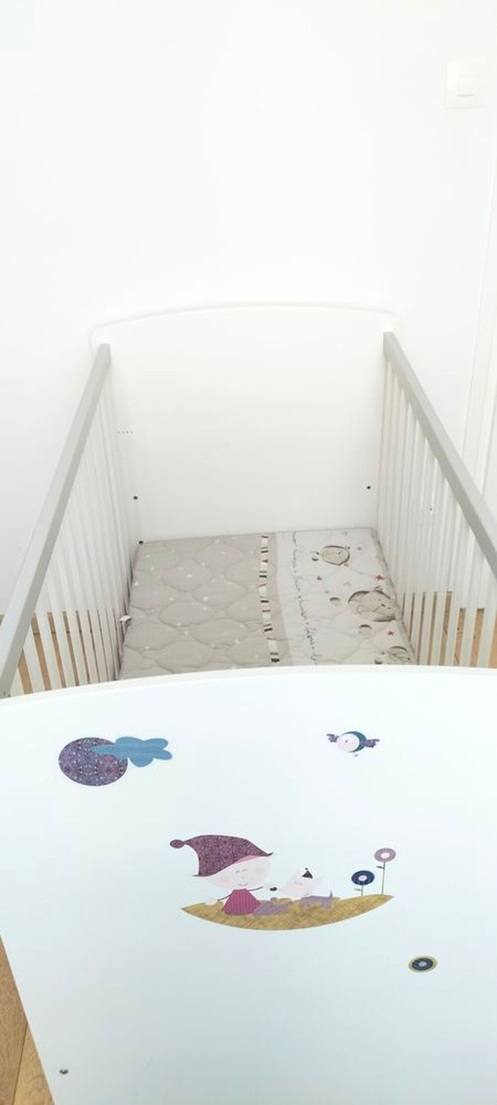 LIT BEBE EVOLUTIF AVEC MATELAS REVERSIBLE ETE HIVER Mobilier enfants