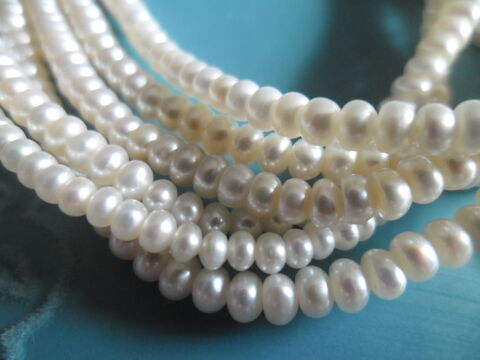 Collier perles de culture six rangs, fermoir or 18 carats Seclin (59)