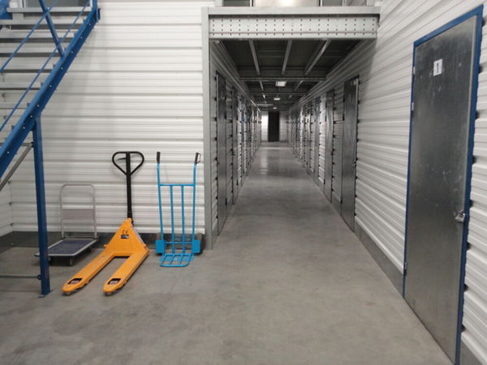 Location Parking/Garage box - garde meubles - archivage Bayonne