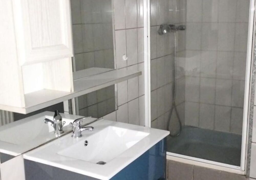 Location Appartement F2 meublé à bourbon l archambault Bourbon-l'archambault